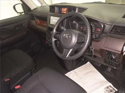 Toyota TANK