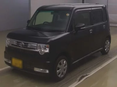 Toyota PIXIS SPACE