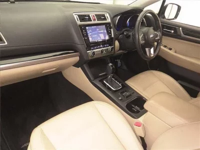 Subaru LEGACY B4