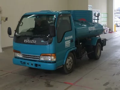 Isuzu ELF