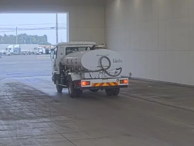 Nissan TRUCK