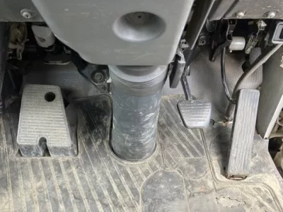 Nissan TRUCK