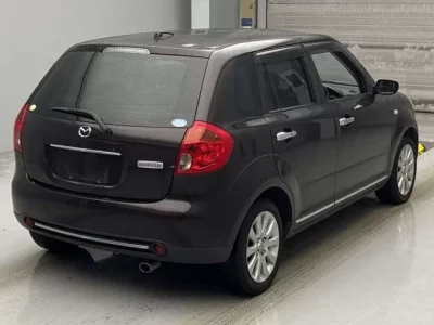 Mazda VERISA