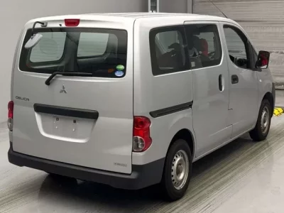 Mitsubishi DELICA