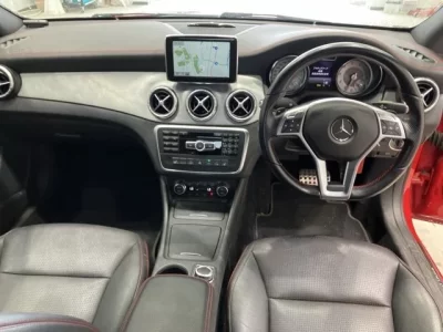 Mercedes-Benz CLA CLASS