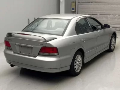 Mitsubishi GALANT