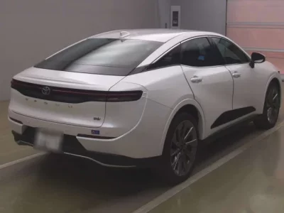 Toyota CROWN CROSSOVER