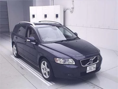 Volvo V50