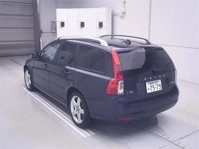 Volvo V50