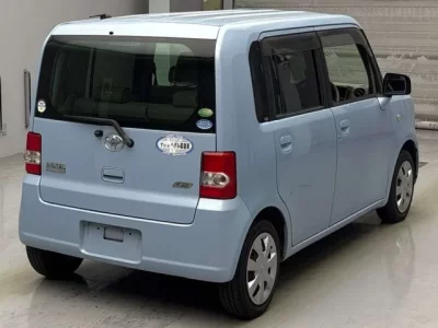 Toyota PIXIS SPACE