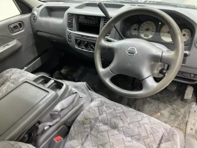 Nissan CARAVAN BUS