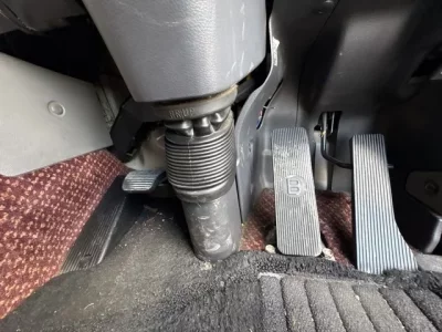 Nissan TRUCK