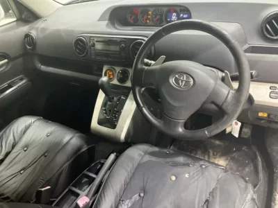 Toyota COROLLA RUMION