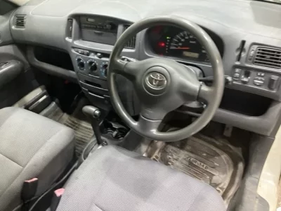 Toyota SUCCEED