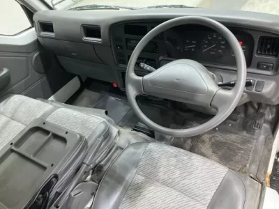 Nissan CARAVAN BUS