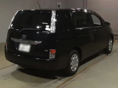 Toyota ISIS