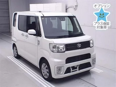 Toyota PIXIS MEGA