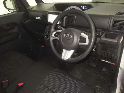 Toyota PIXIS MEGA