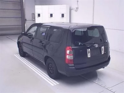 Toyota SUCCEED