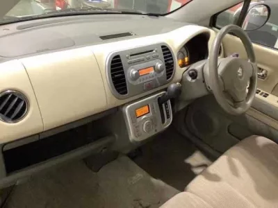 Suzuki MRWAGON