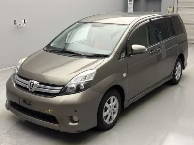 Toyota ISIS