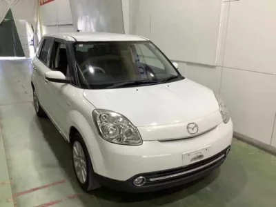 Mazda VERISA