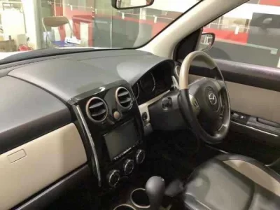 Mazda VERISA
