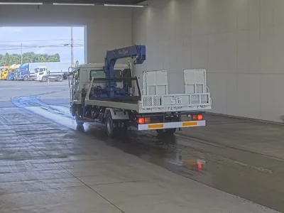 Nissan TRUCK