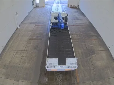 Nissan TRUCK