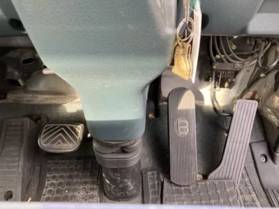 Nissan TRUCK