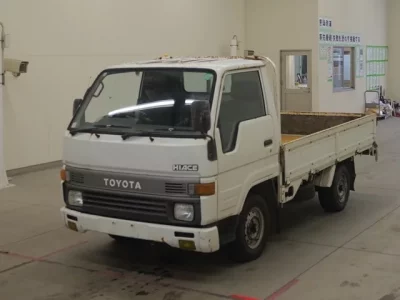Toyota HIACE TRUCK