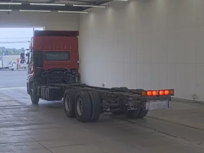 Nissan QUON