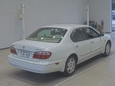 Nissan CEFIRO
