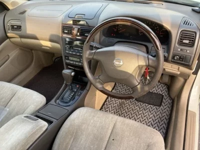 Nissan CEFIRO