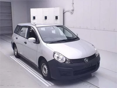 Nissan AD