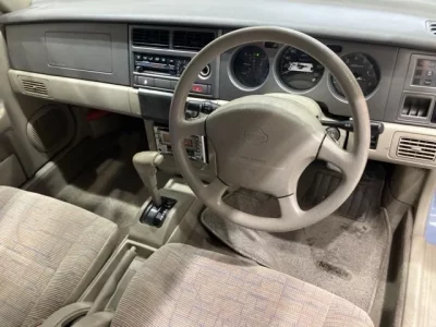 Nissan RASHEEN