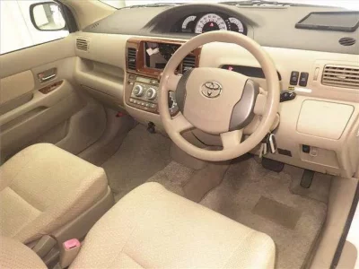 Toyota RAUM