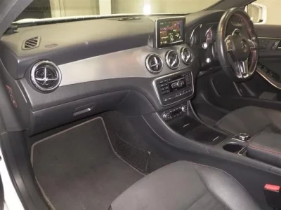 Mercedes-Benz GLA CLASS