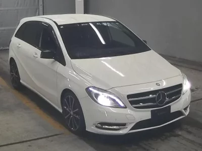 Mercedes-Benz B CLASS