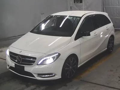 Mercedes-Benz B CLASS