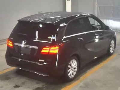 Mercedes-Benz B CLASS