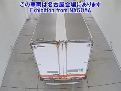 Nissan TRUCK