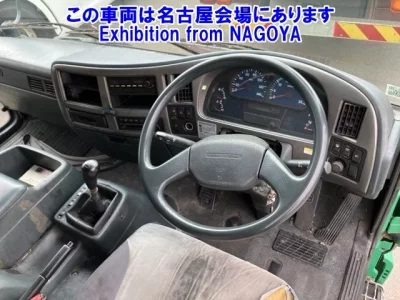 Nissan TRUCK