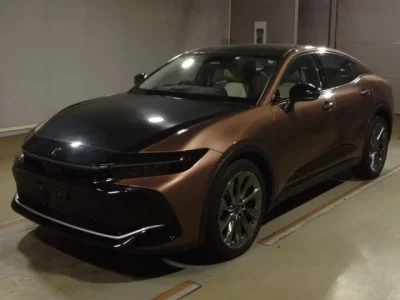 Toyota CROWN CROSSOVER