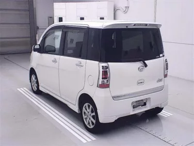 Daihatsu TANTO EXE
