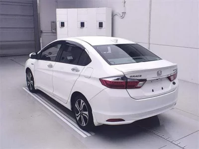 Honda GRACE