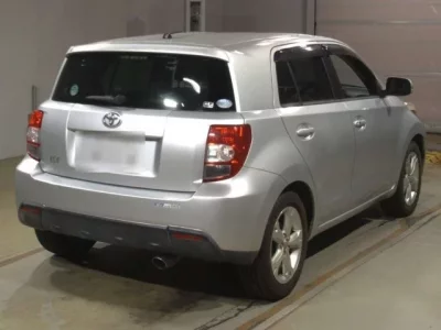 Toyota IST