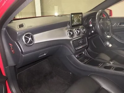Mercedes-Benz GLA CLASS