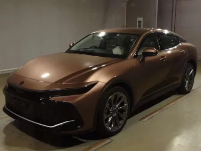 Toyota CROWN CROSSOVER