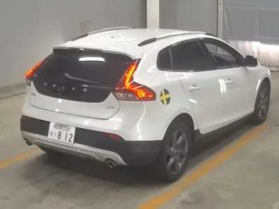 Volvo V40